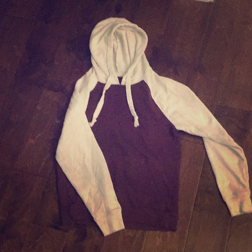. ° stretch sweatshirt.